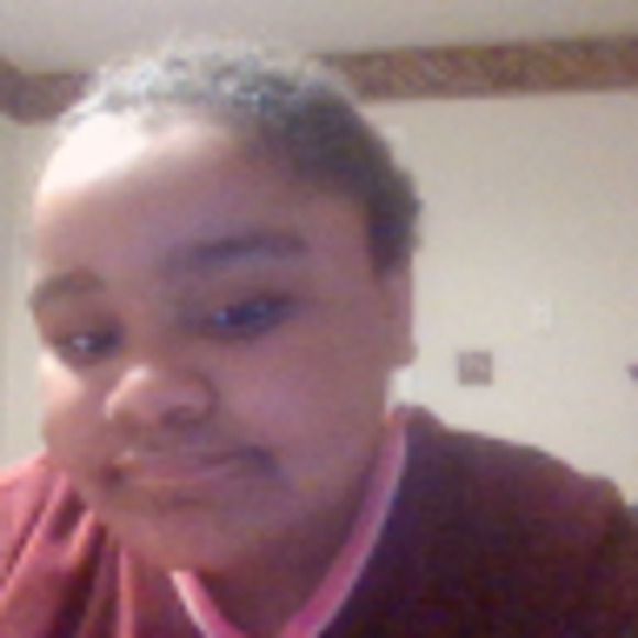 Meet your Posher, Alexis - Picture 1 of 1